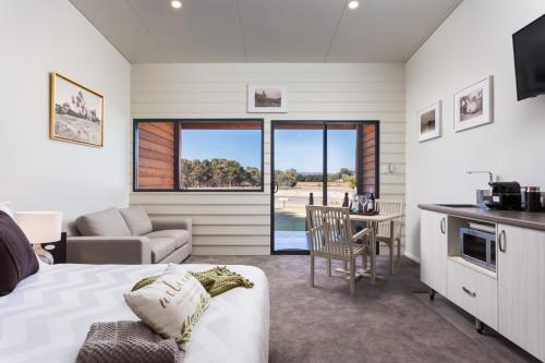 the swan valley retreat