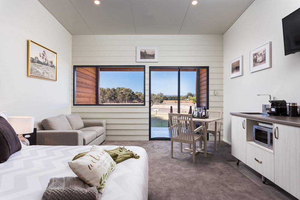 the swan valley retreat