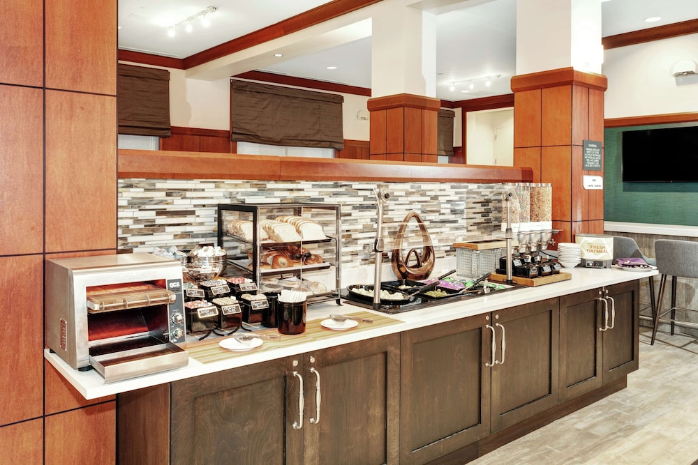 hilton garden inn chicago north shore evanston