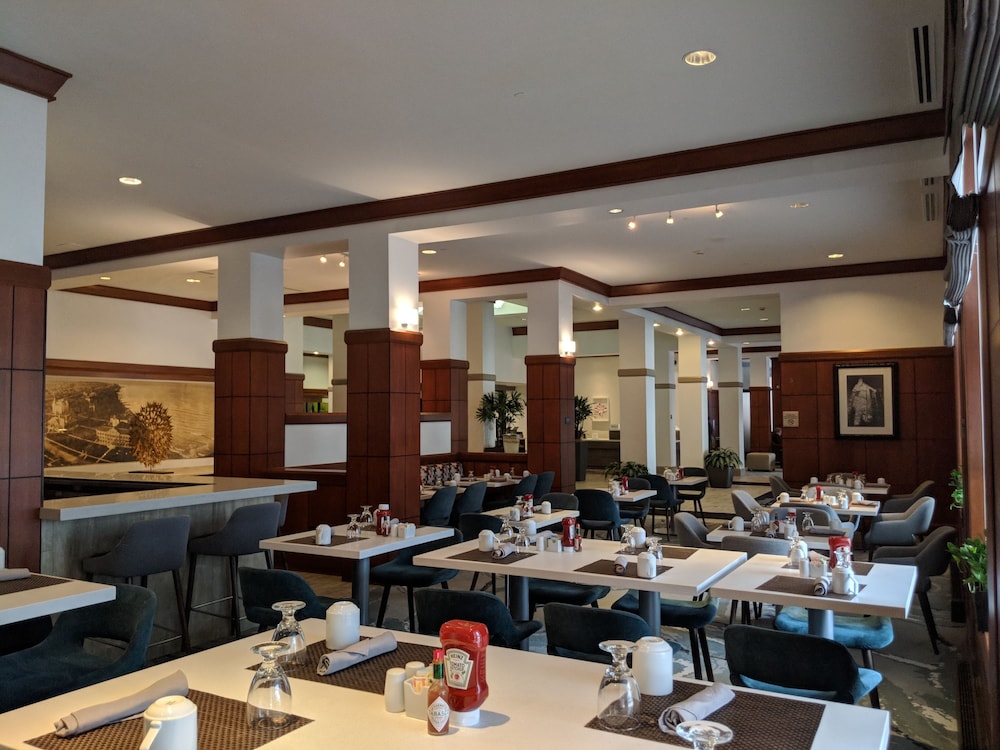 hilton garden inn chicago north shore evanston