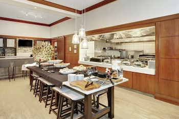 hilton garden inn chicago north shore evanston