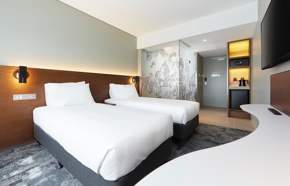 holiday inn express newcastle an ihg hotel