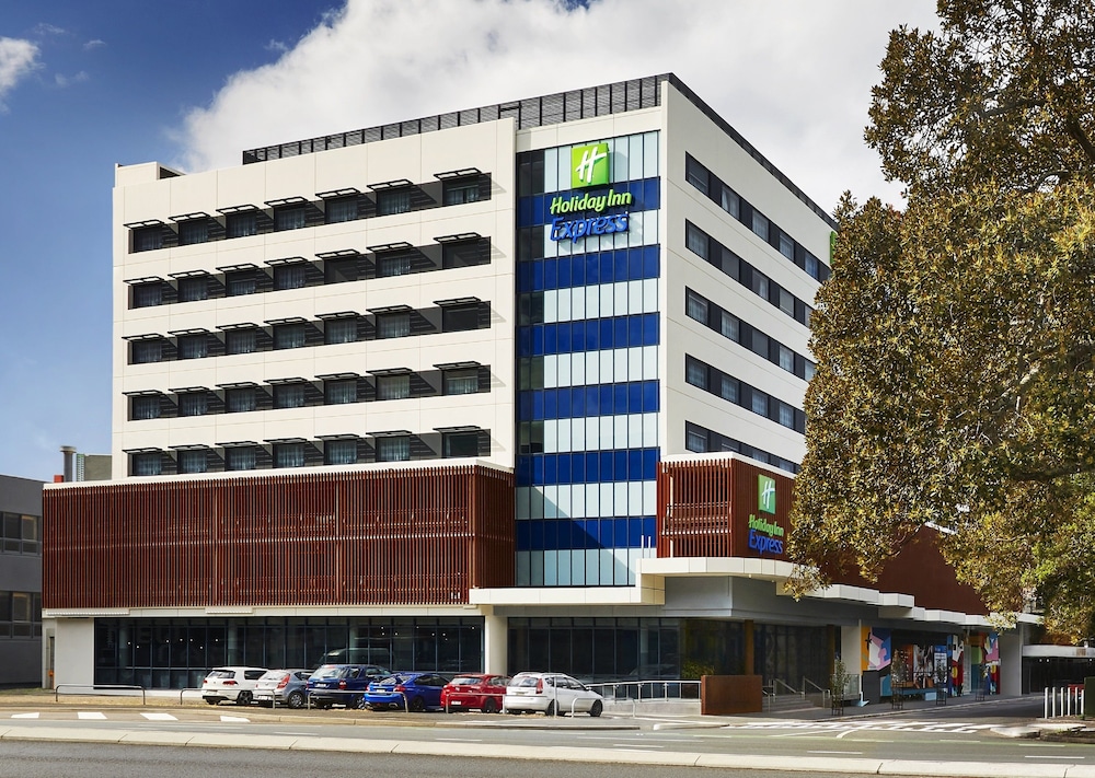 holiday inn express newcastle an ihg hotel