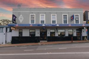 royal hotel wyong
