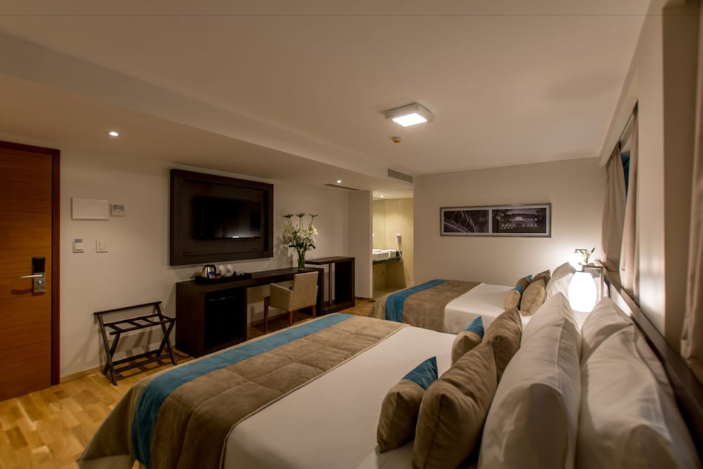 caseros 248 hotel