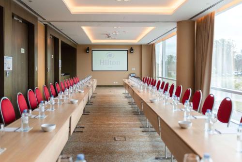 hilton pilar