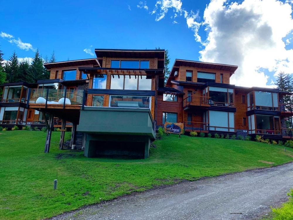 origen de la bahia apart hotel