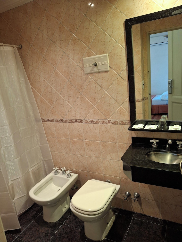 novel hotel