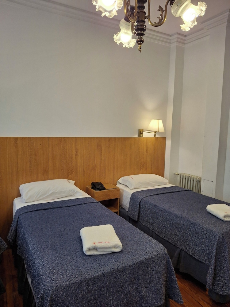 novel hotel