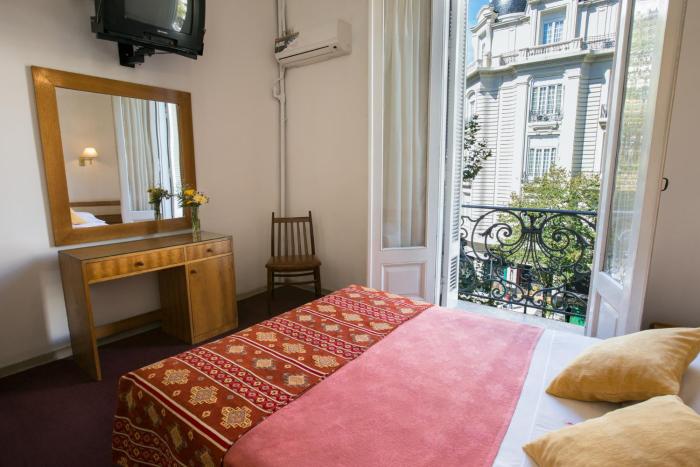 novel hotel