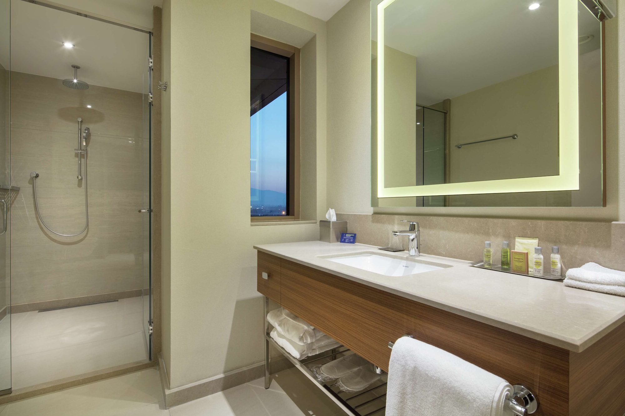 doubletree by hilton skopje