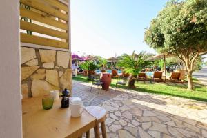 platanias
