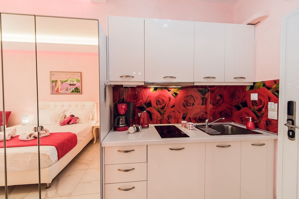 dream boutique apartments