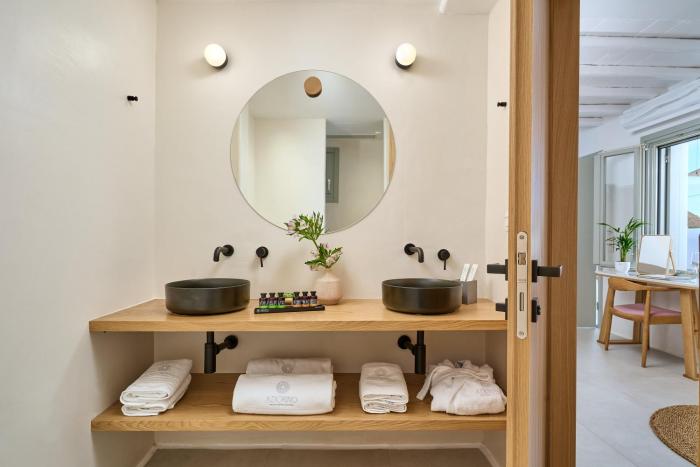 adorno beach hotel and suites