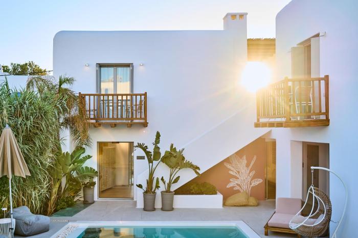 adorno beach hotel and suites