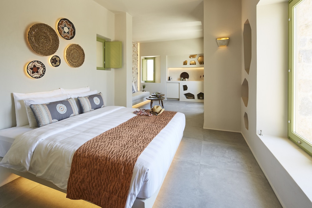 aeon suites adults only