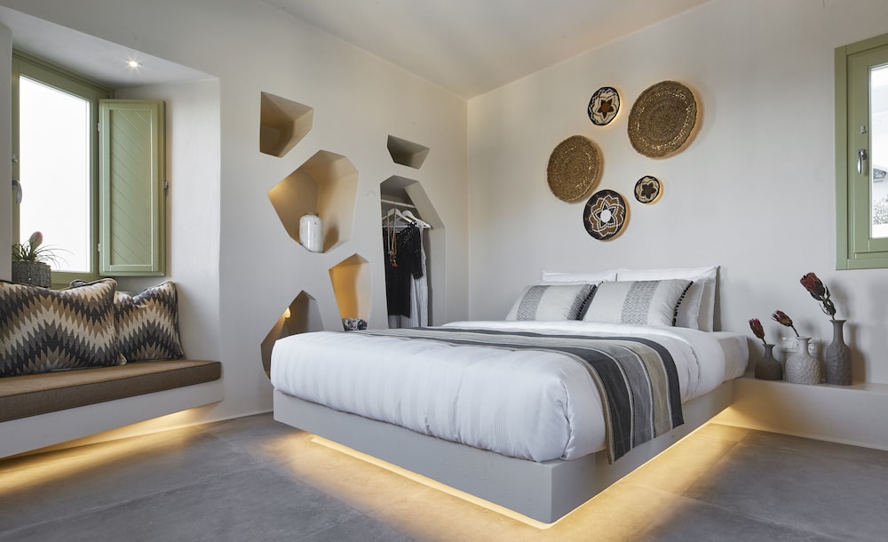 aeon suites adults only