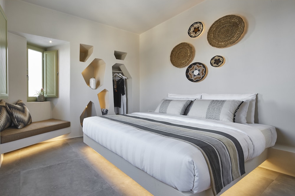 aeon suites adults only