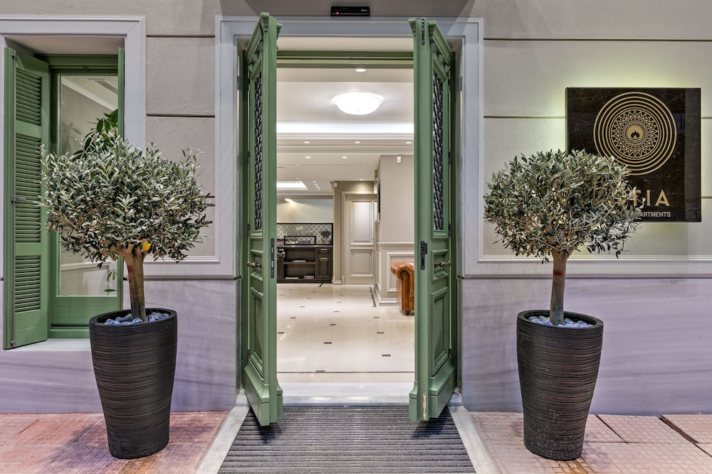 estia boutique apartments