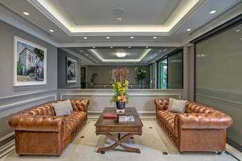 estia boutique apartments