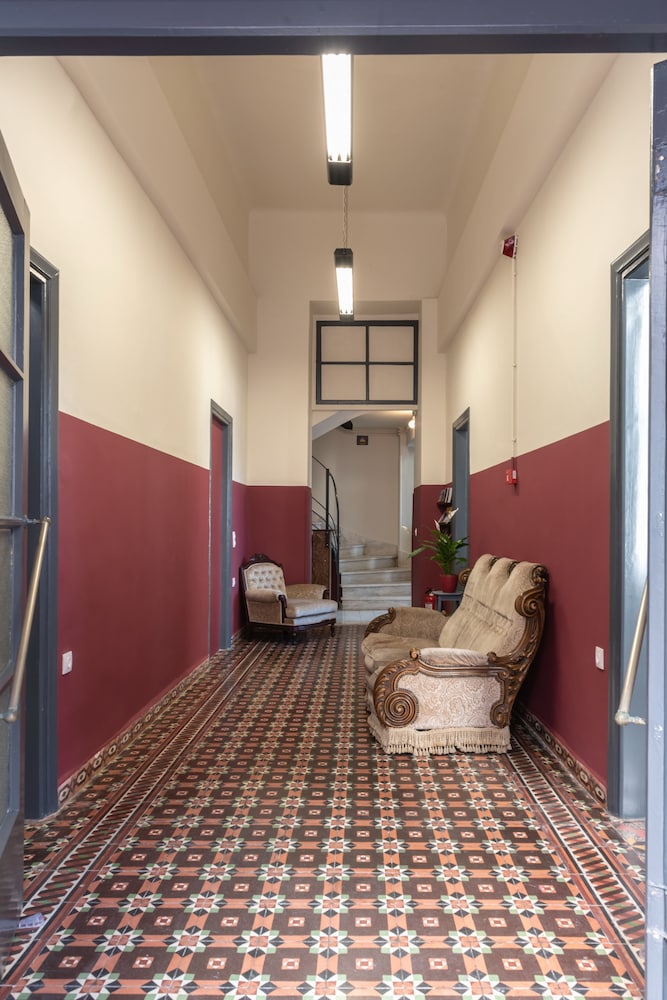 intra muros hostel