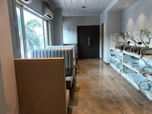 j hotel and banquets