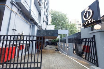 j hotel and banquets
