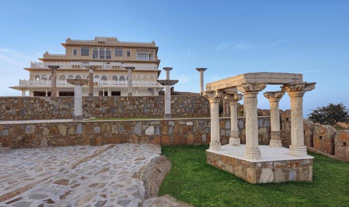 fateh safari suites by fateh collection