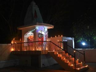Hotel Maa Trinayani Palace,Opp. Ganga Filling Station Jammu Road, Katra, Jammu And Kashmir 182302,3 star
