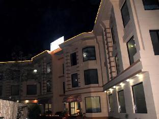hotel maa trinayani palace