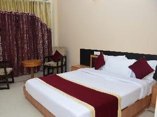 hotel maa trinayani palace