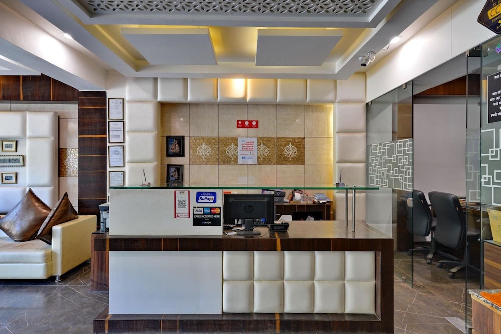 hotel tilak bhopal