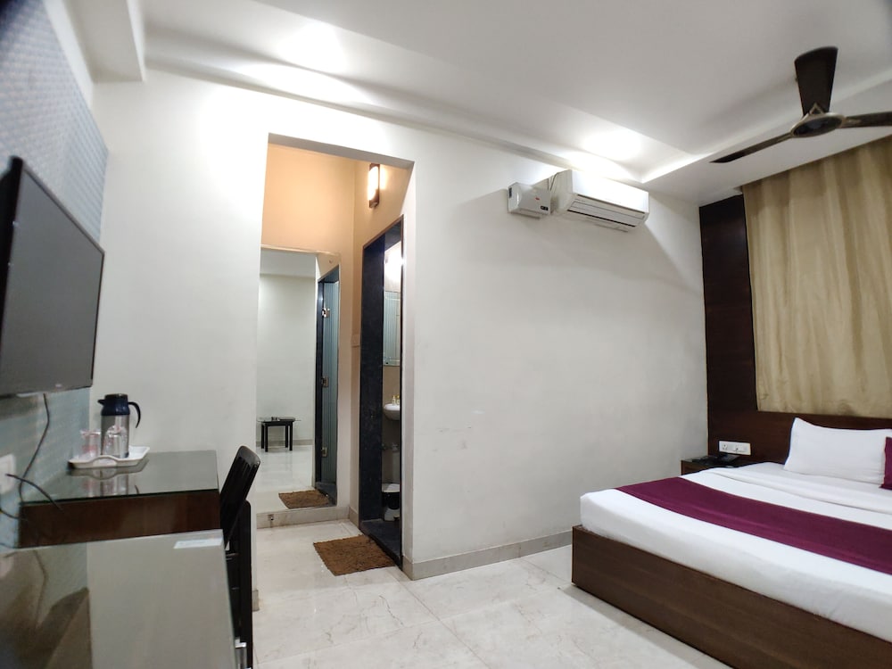 hotel tilak bhopal