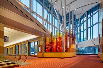 hilton lac leamy