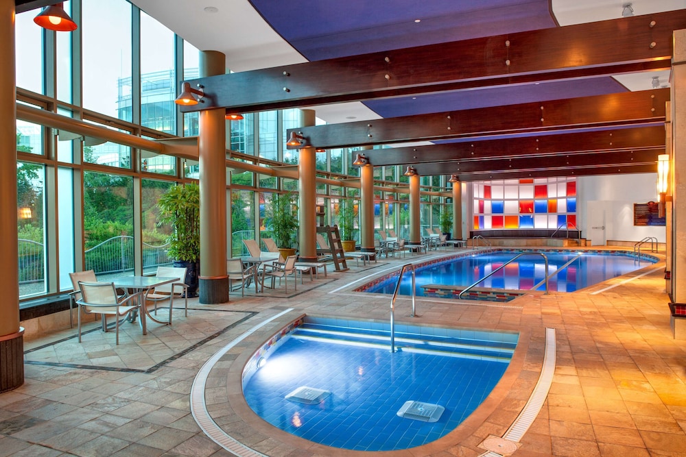 hilton lac leamy