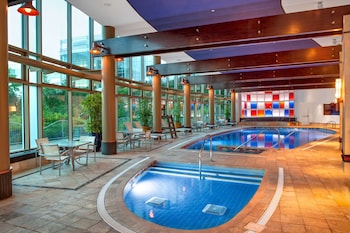 hilton lac leamy