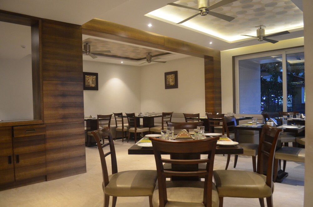 lemon tree hotel candolim goa