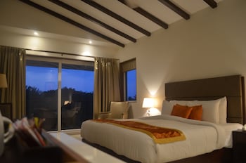 lemon tree hotel candolim goa