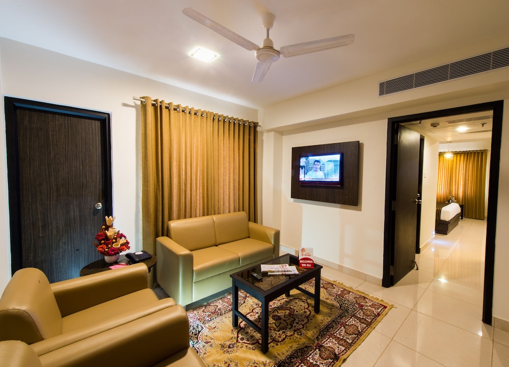 Plaza Hotel,Cantonment, Tiruchirappalli ,4 star