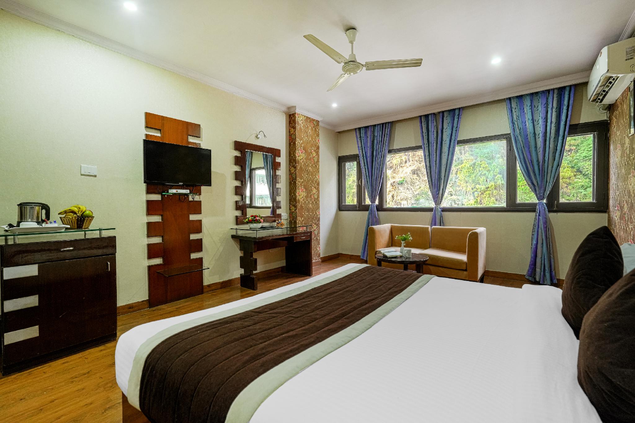 hotel ck international