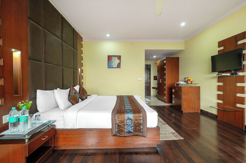 hotel ck international