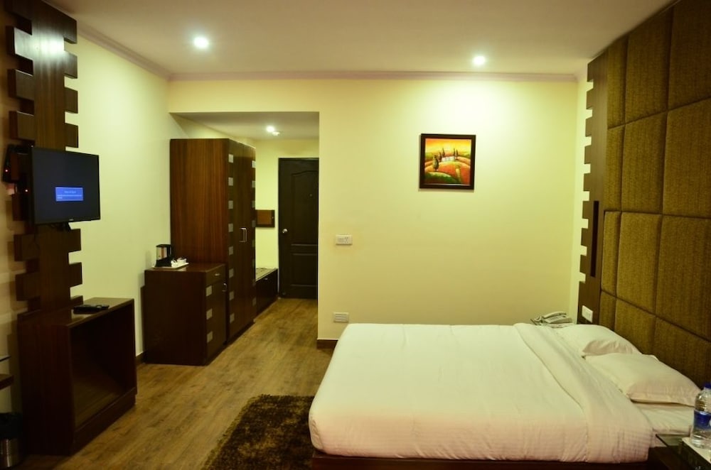 hotel ck international