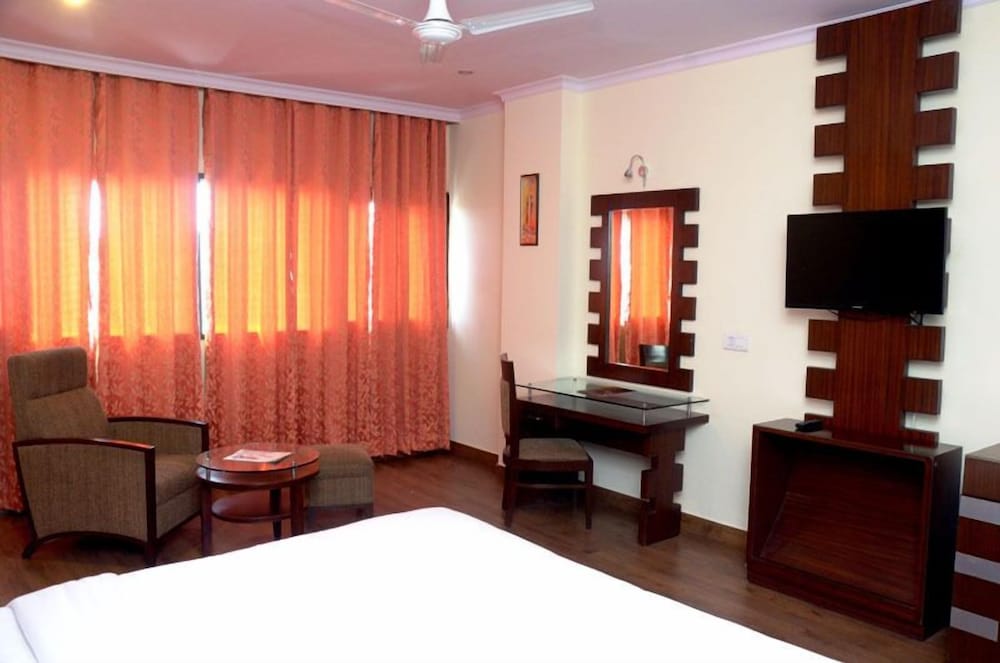 hotel ck international