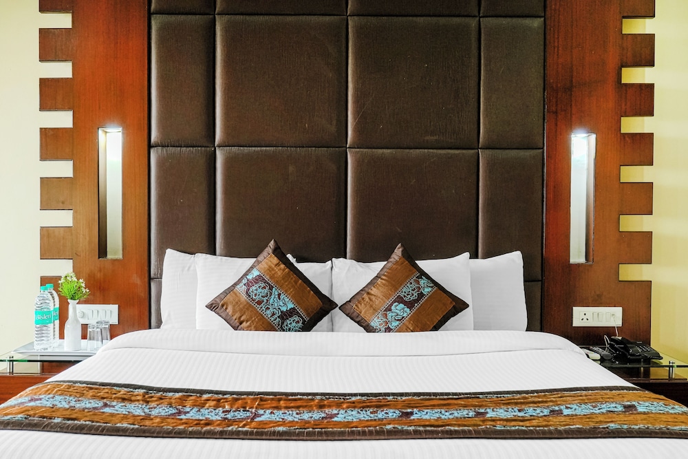 hotel ck international