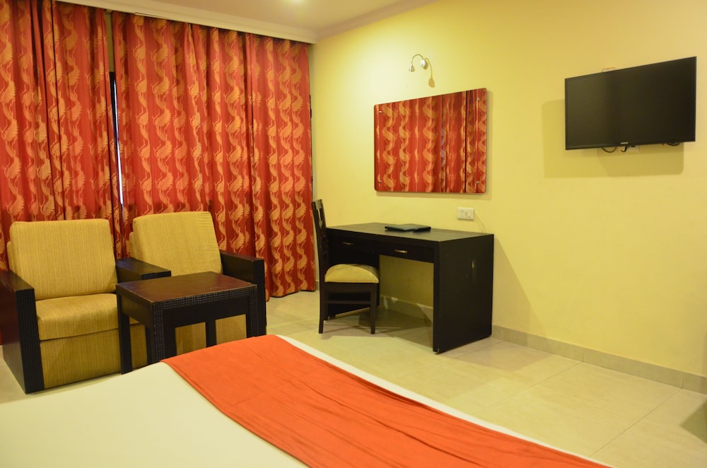 hotel ck international