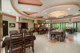 hotel ck international