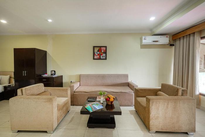 hotel ck international