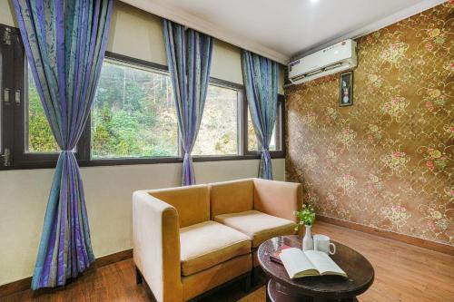 hotel ck international