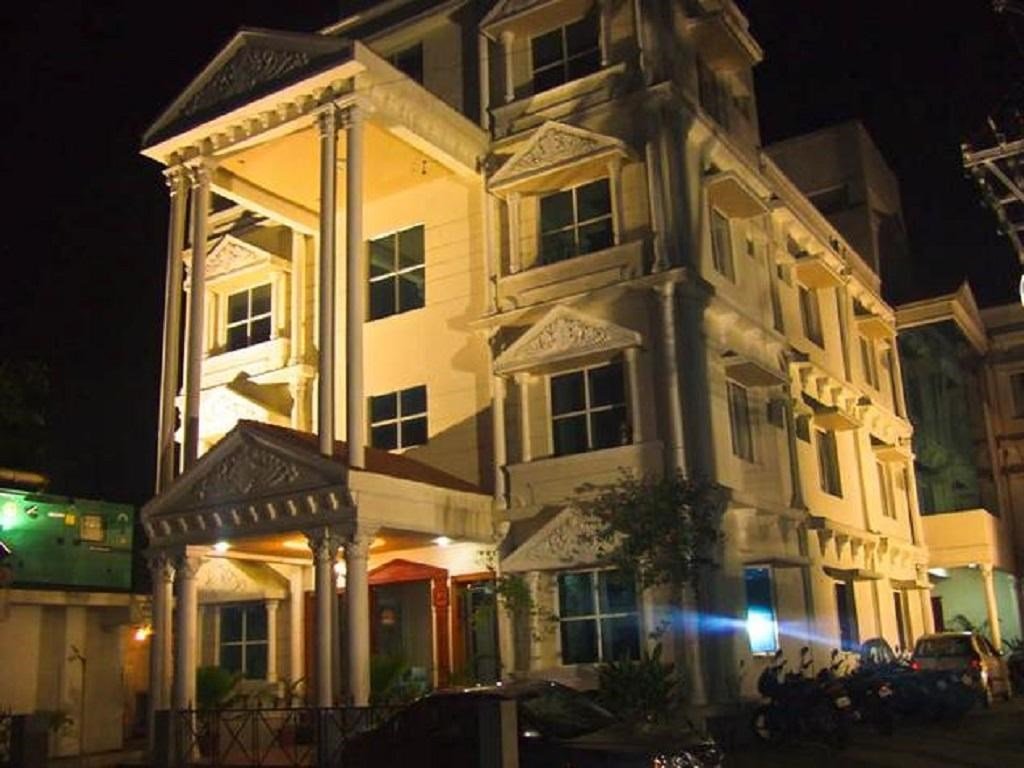 Kumaran Residency,Manganallur>>Gingee,3 star