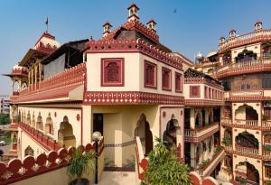 Umaid Bhawan - A Heritage Style Boutique Hotel,Via Bank Road D1-2A, Bihari Marg, Behind Collectorate, Bani Park, Jaipur, Rajasthan 302016,4 star